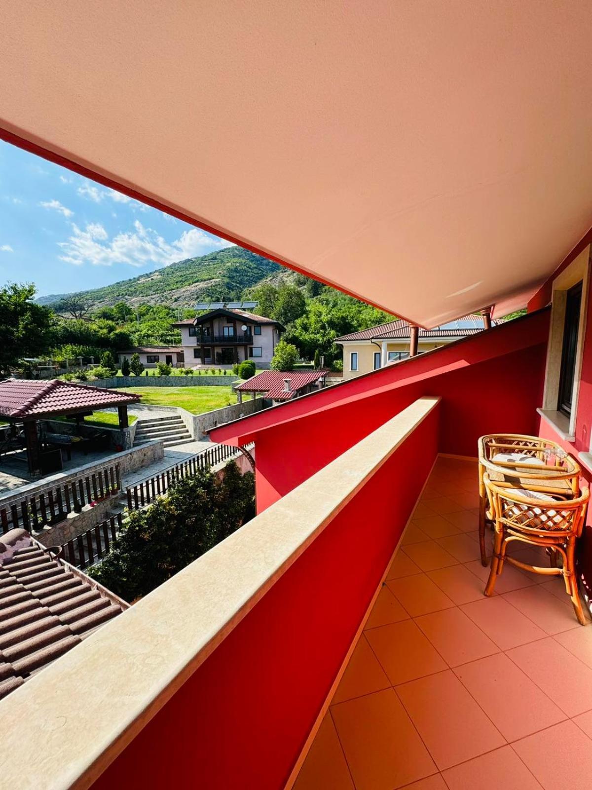 Hotel-Restaurant Almond Карлово Экстерьер фото